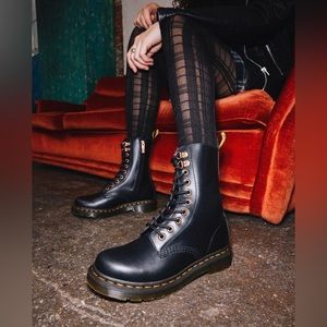 NEW Dr. Martens 1490 Rose Gold Hardware Black Leather Lace Up Boots 37 EU/ 6 US